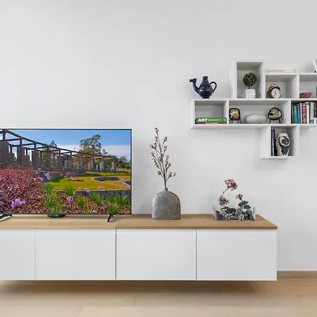 Luxury Sky Park - Panoramic Castle Views Daire *
