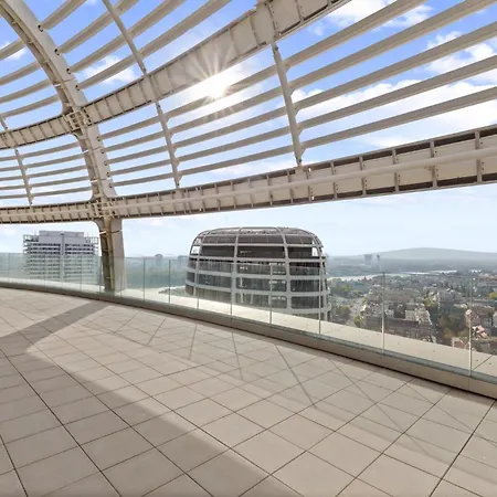 Luxury Sky Park - Panoramic Castle Views Daire *