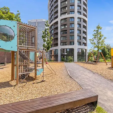Luxury Sky Park - Panoramic Castle Views Daire *