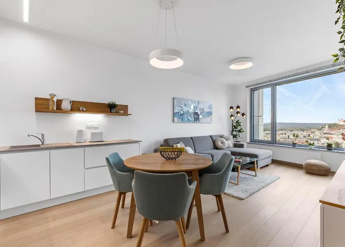 Luxury Sky Park - Panoramic Castle Views Pressburg