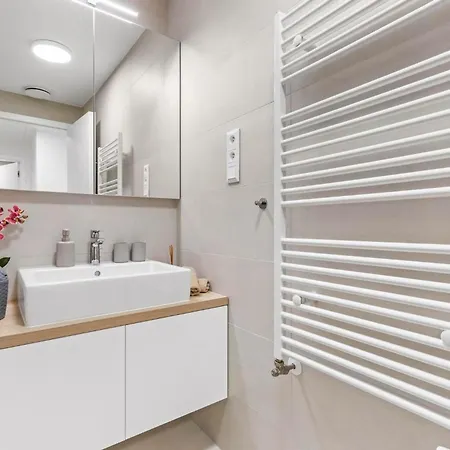 Luxury Sky Park - Panoramic Castle Views * Pozsony