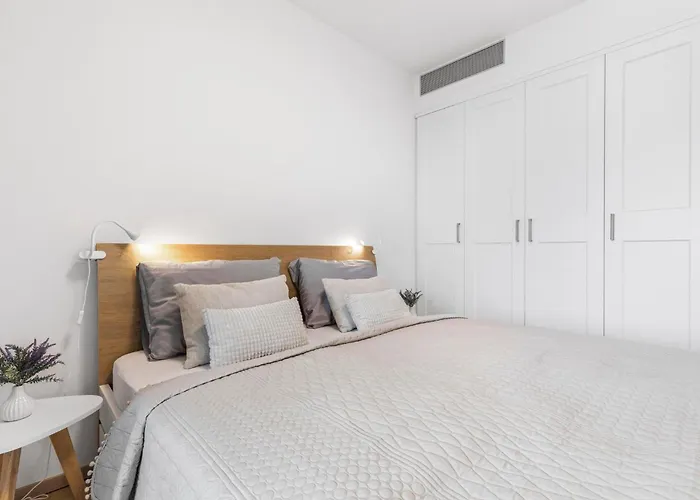 Luxury Sky Park - Panoramic Castle Views Apartman Pozsony